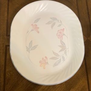 # 648 Corolle vintage Serving Dish